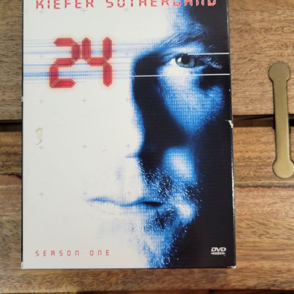 24 Series DVD Seasons 1-4, Kiefer Sutherland Jack Bauer  USA - Picture 3 of 16